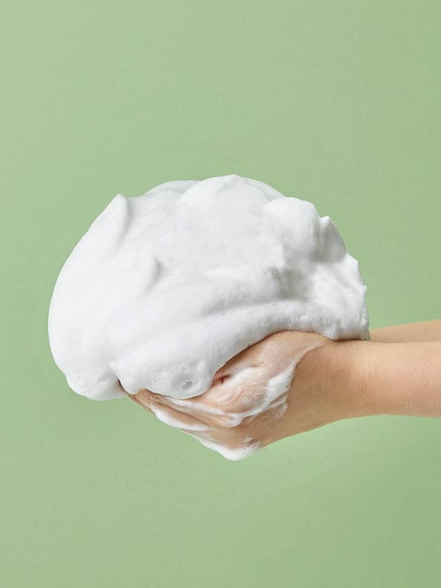 Pure Fit Cica Creamy Cleanser